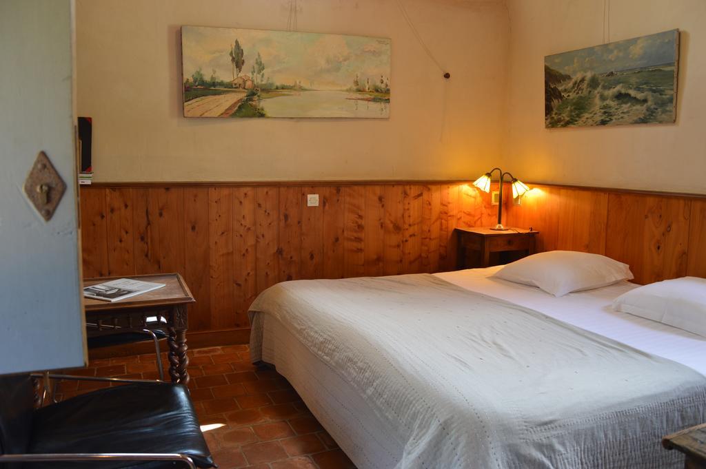 La Grange De Coatelan Hotel Plougonven Exterior foto